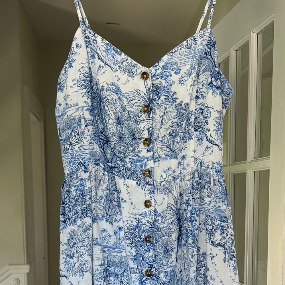 H&M Blue and White Linen Exotic Print